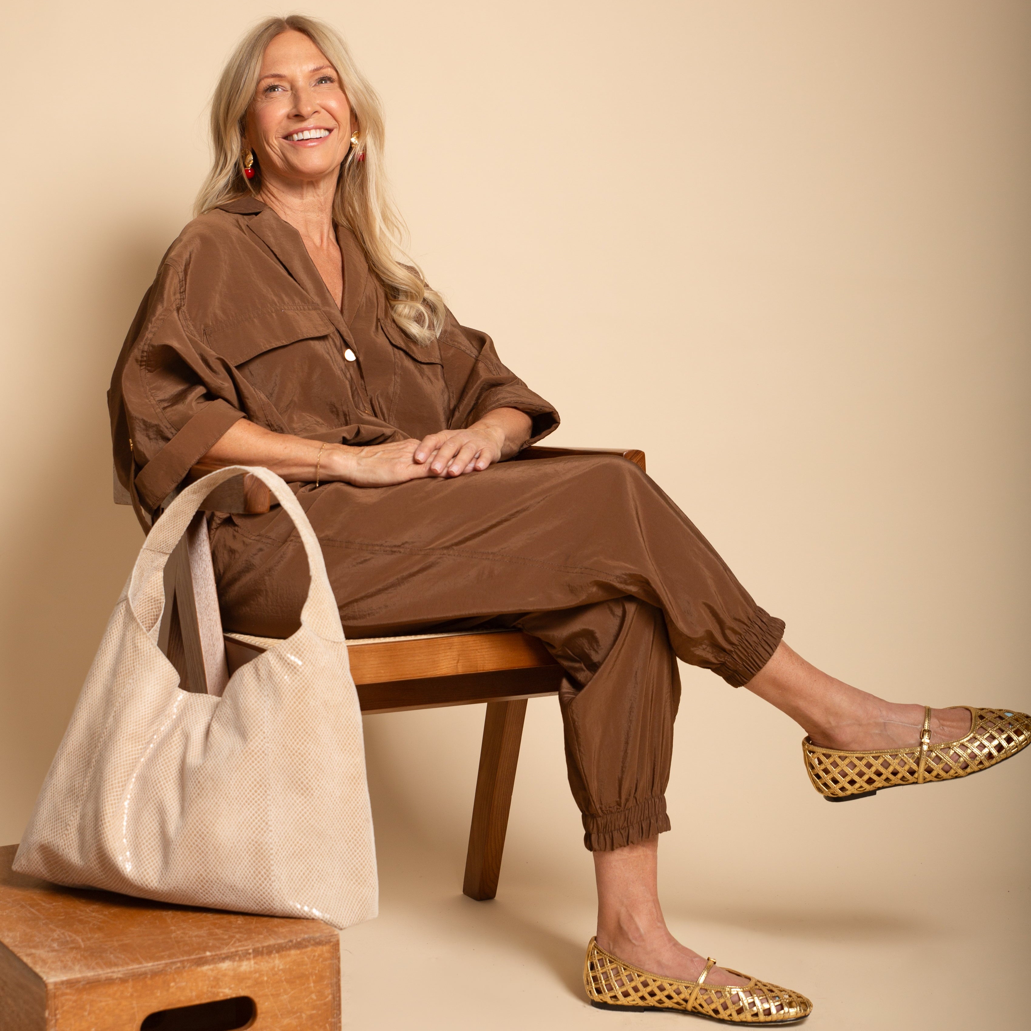 Petite Lindsey Leather Shoulder Bag - Image 16