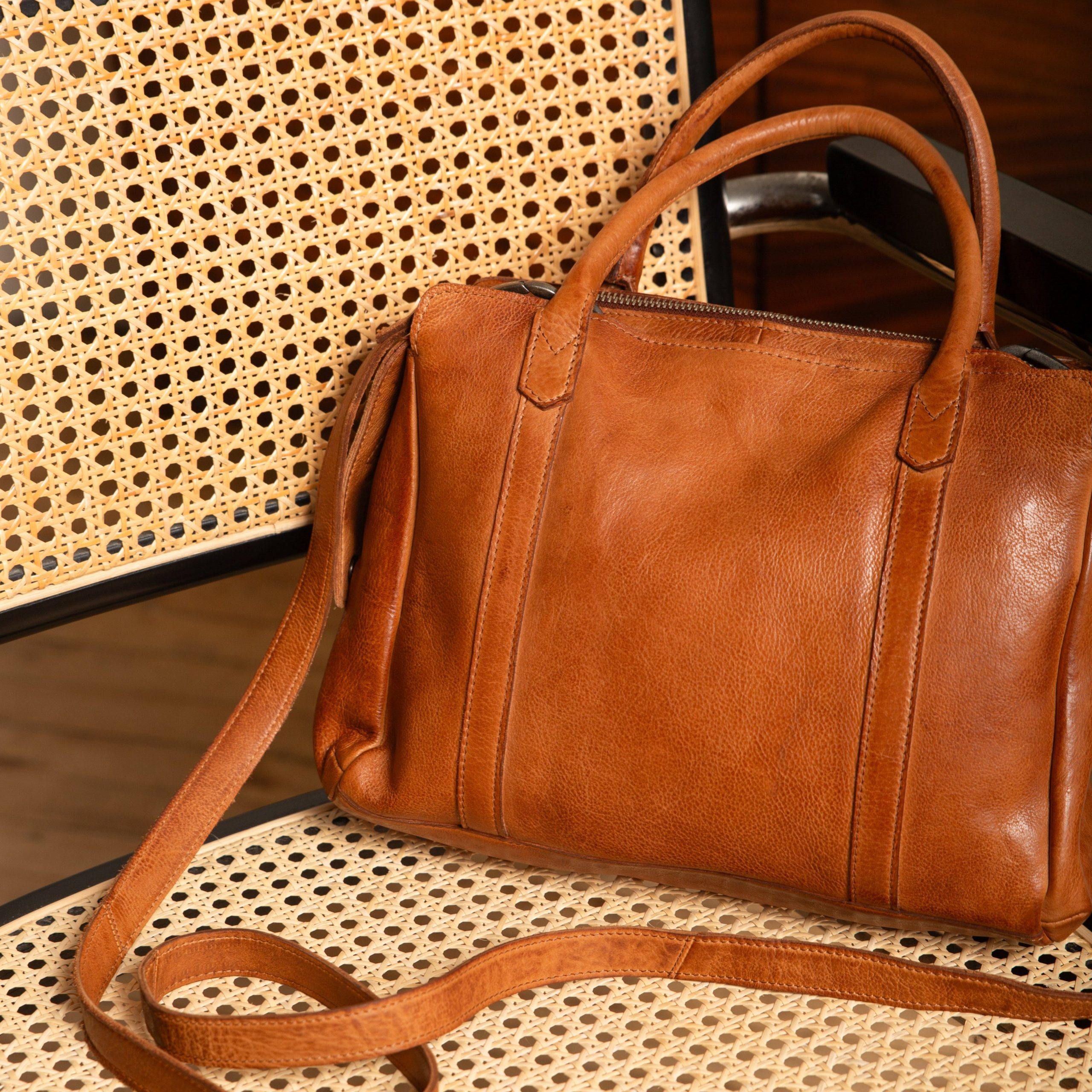 James Leather Crossbody Bag - Image 17