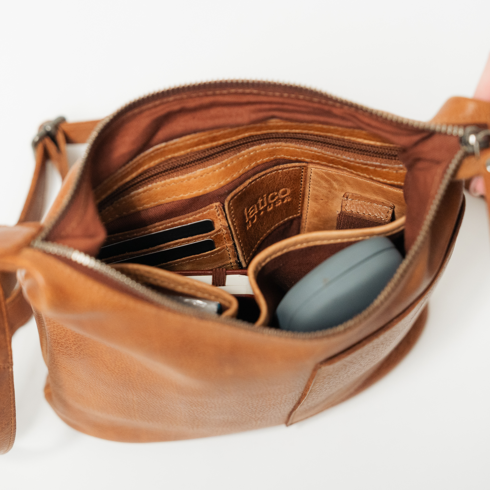 Kerry Leather Crossbody Bag - Image 13