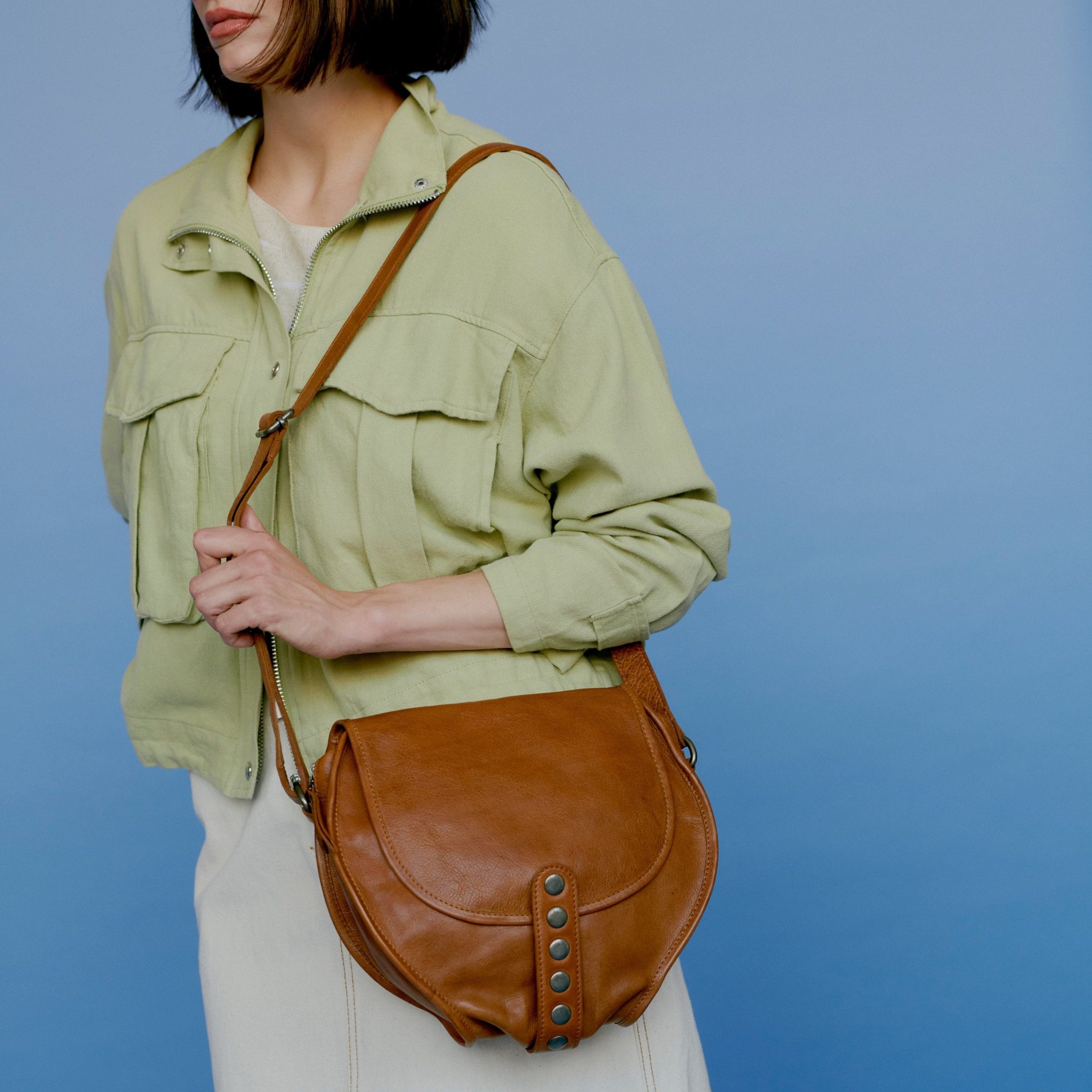 Camino Leather Crossbody Bag - Image 4